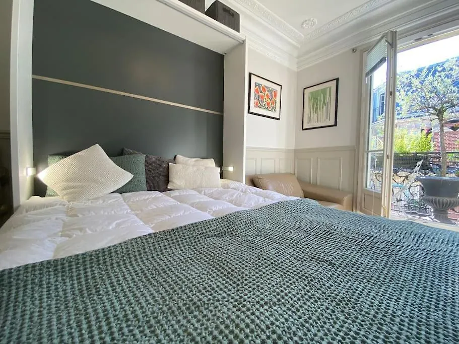 Cosy Nest In Paris - Rive Gauche Apartment 0*,  France